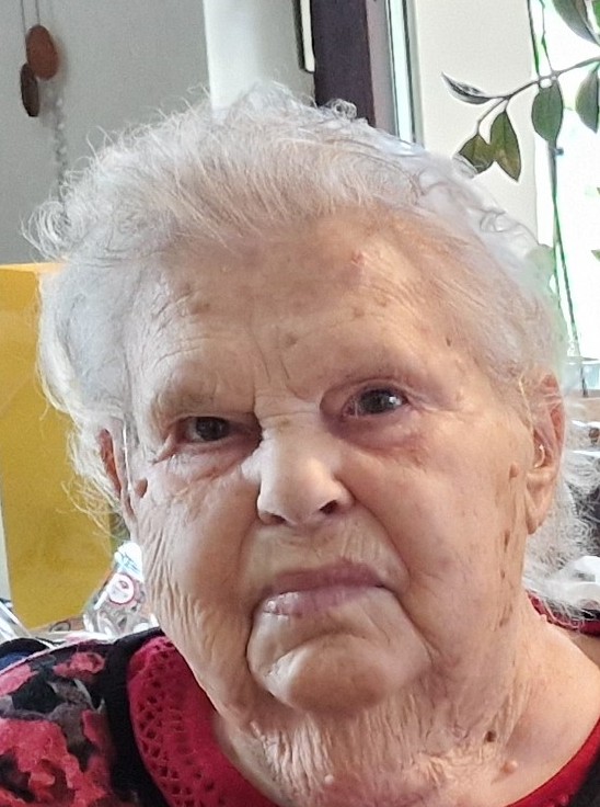ANA BEŽEK