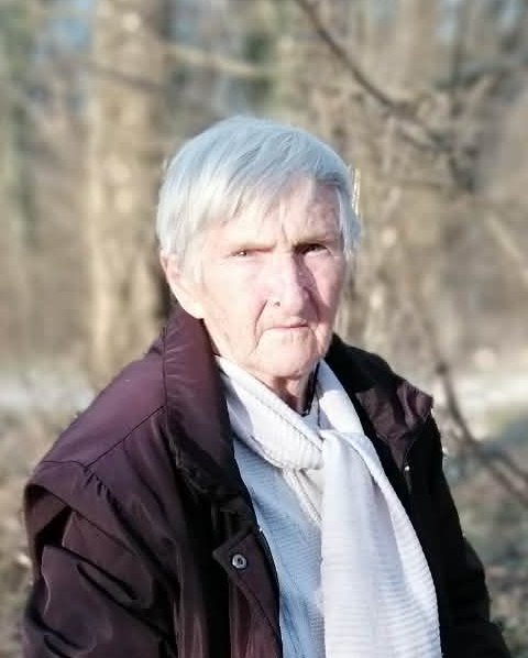 ANGELA ZEMLJIČ